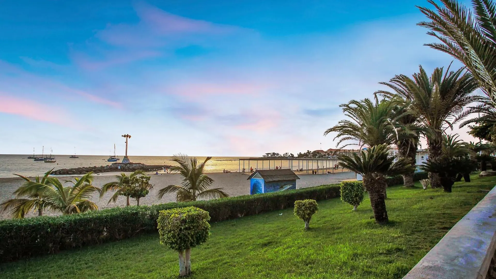 Casa Marinita, Top Floor, Direct Access To The Seafront Los Cristianos  0*, Los Cristianos (Tenerife)