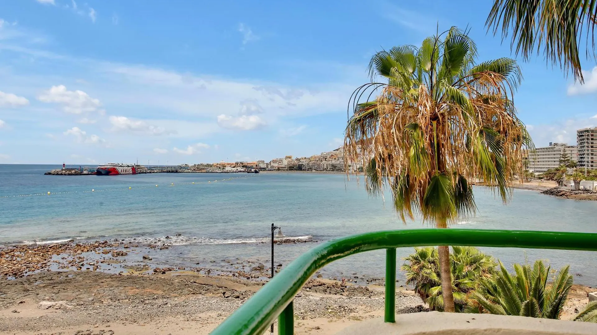 Casa Marinita, Top Floor, Direct Access To The Seafront لوس كريستيانوس إسبانيا