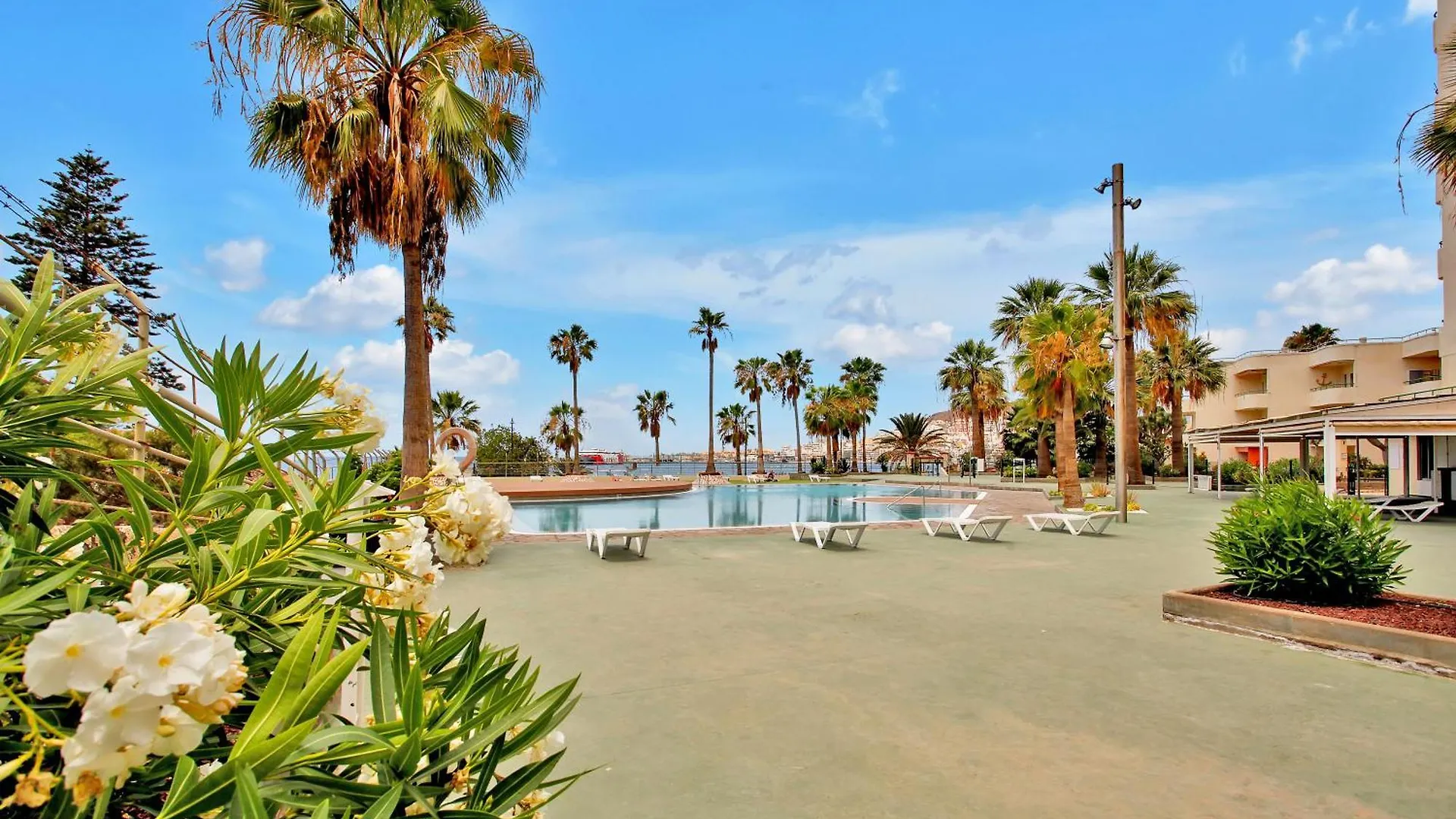 Casa Marinita, Top Floor, Direct Access To The Seafront لوس كريستيانوس إسبانيا